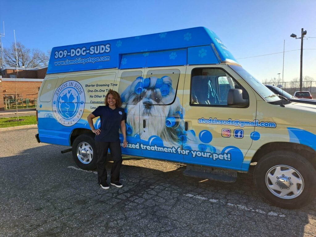 rosie taveras of studs in suds mobile pet grooming norwalk connecticut